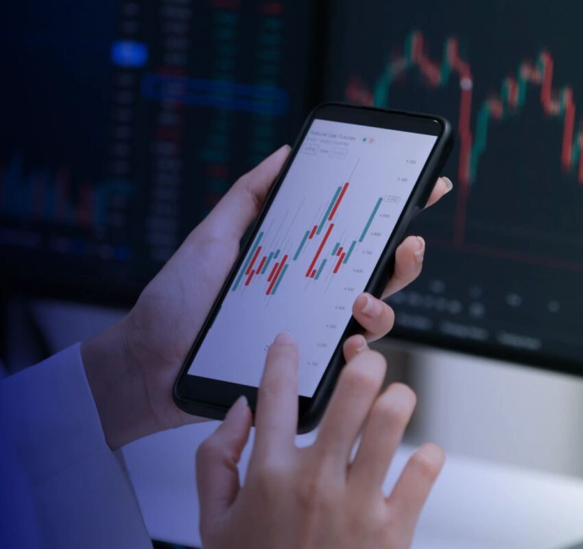 Leverage & Risk